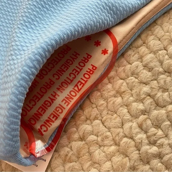 MINKPINK Cheeky Bikini Swim Suit, Size XS Blue Ruffle Bottom ~Retail $135 NWT - Picture 8 of 8